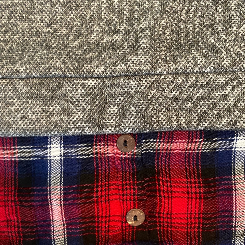 Doe & Rae Flannel Hem Sweatshirt - Picture 3 of 5